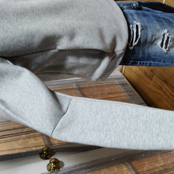 Nike hoodie men's small grey and black with reflector in different areas - Picture 6 of 10